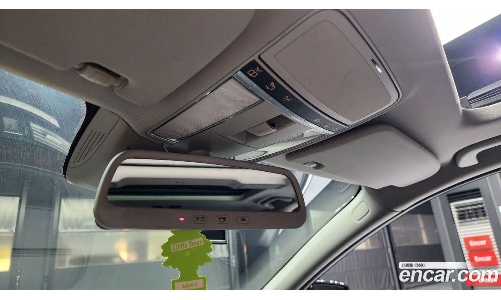 84744
