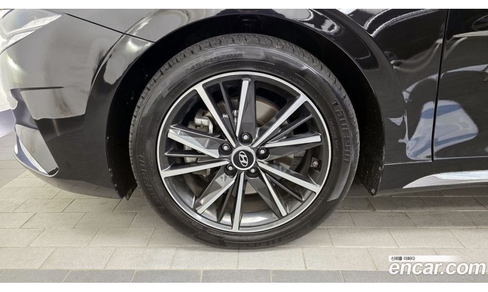 325627