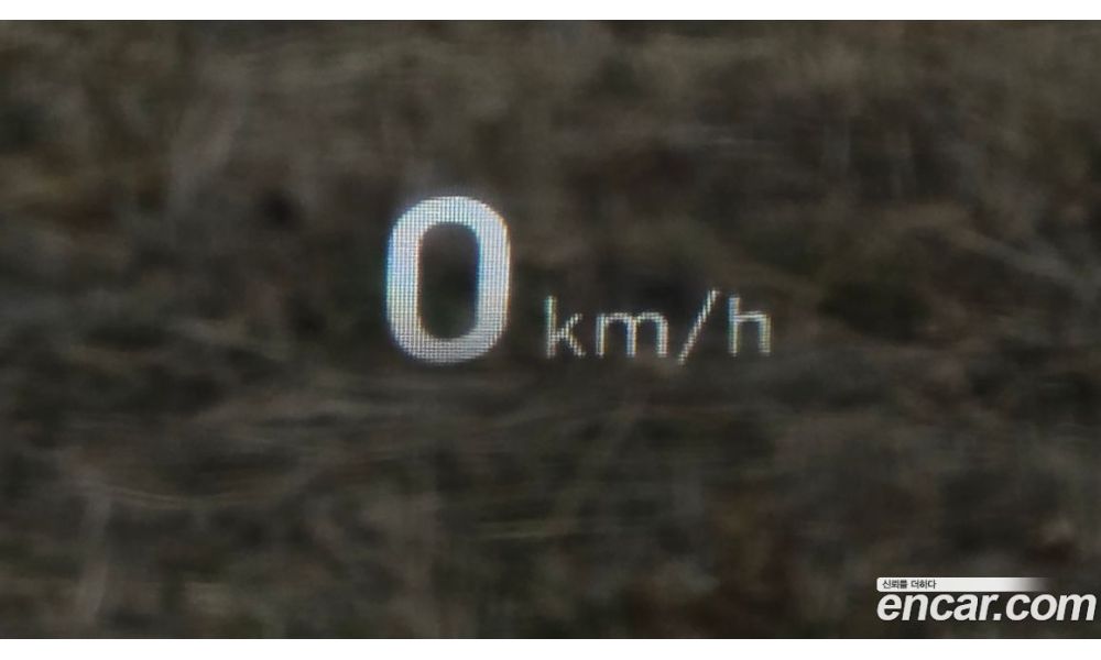 647740