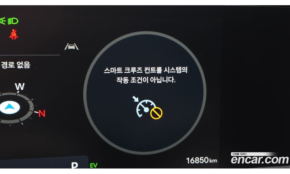 818434
