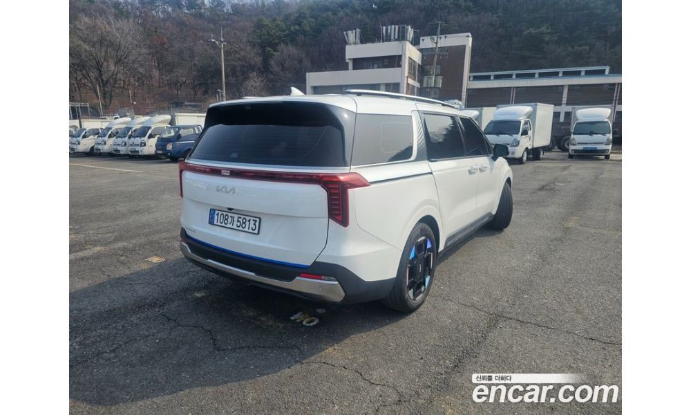 710854