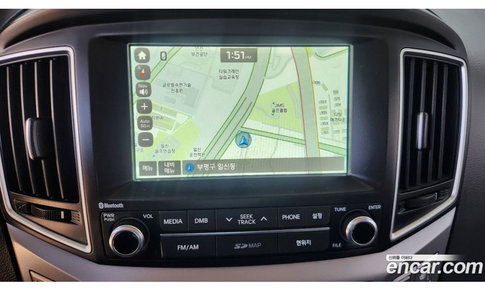 711901