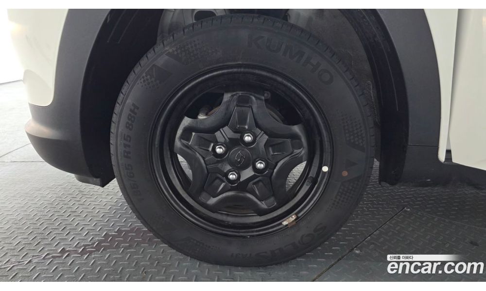 525105
