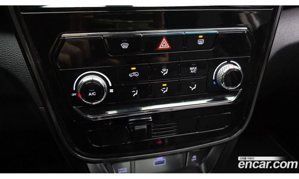555293