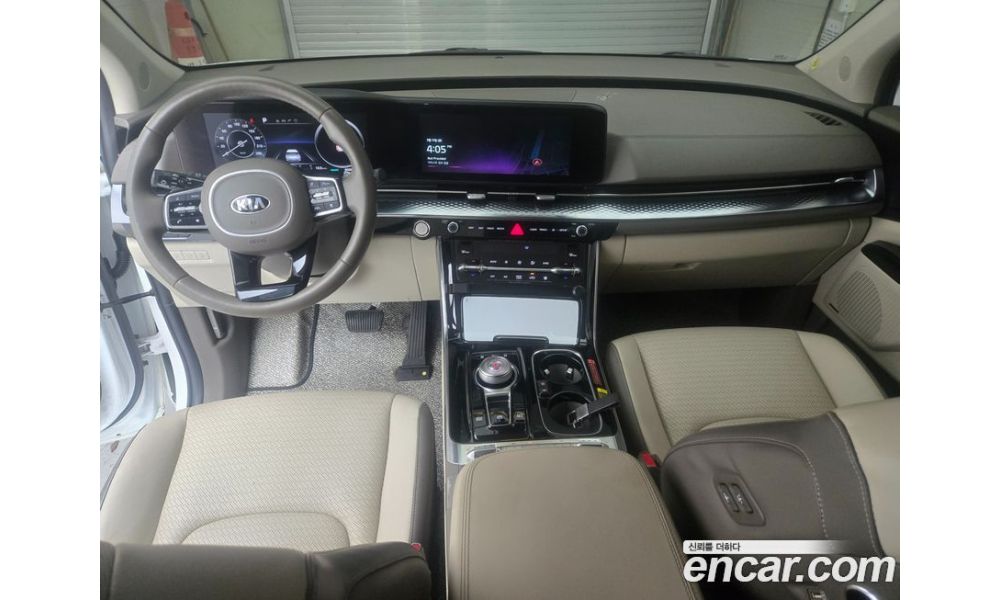 808878
