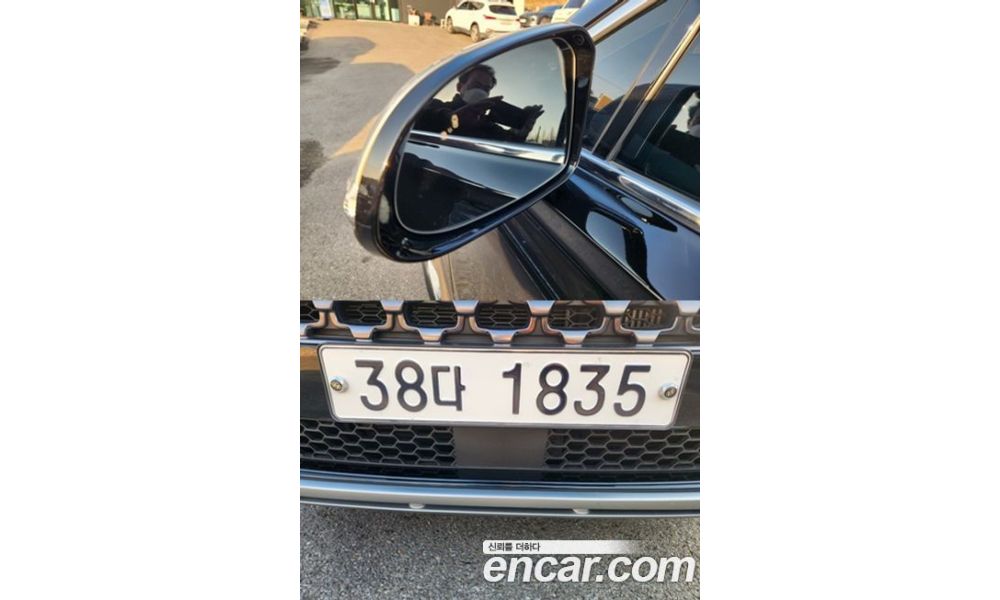 897720