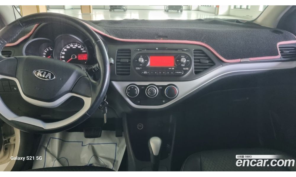 366192