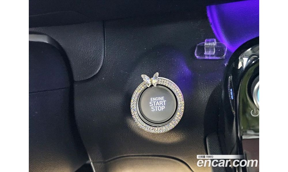 404240
