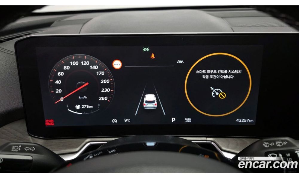 35136