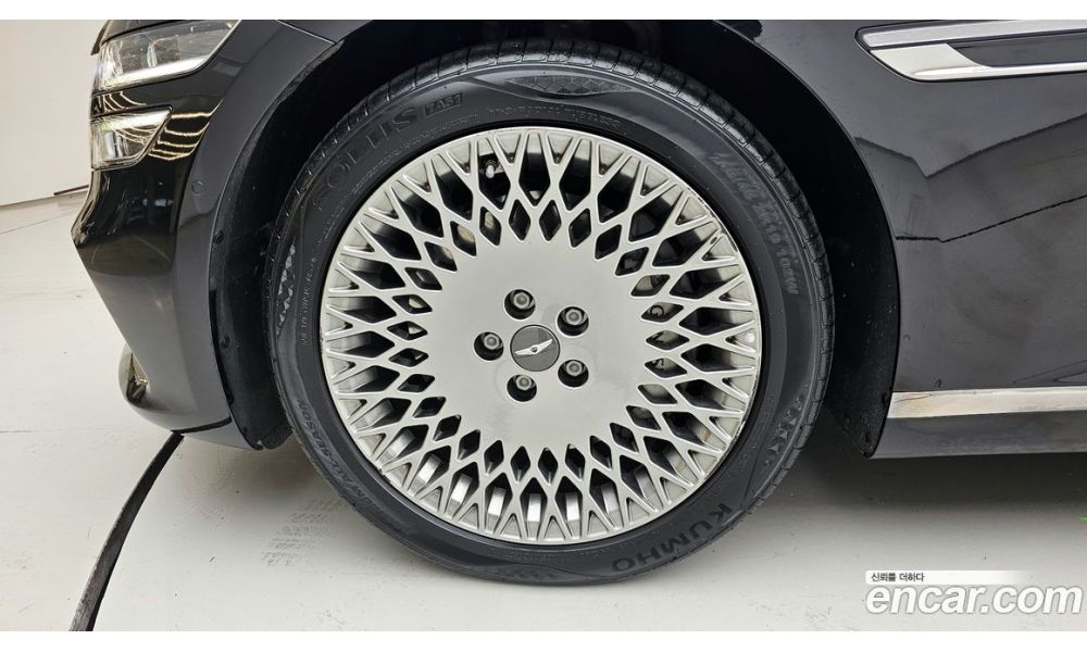625451