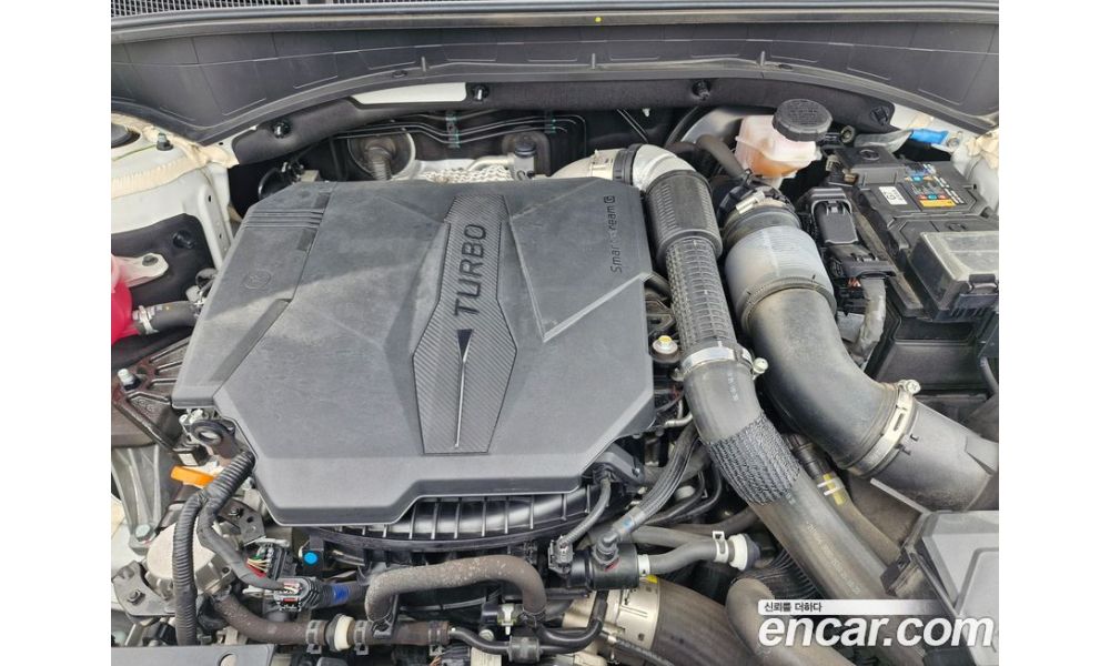 573268