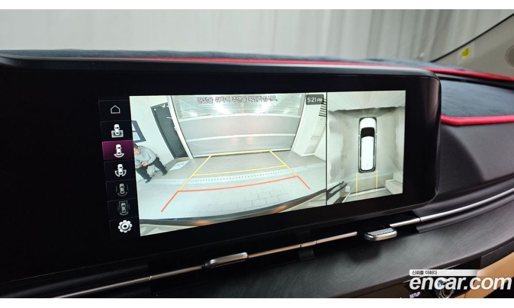 808318