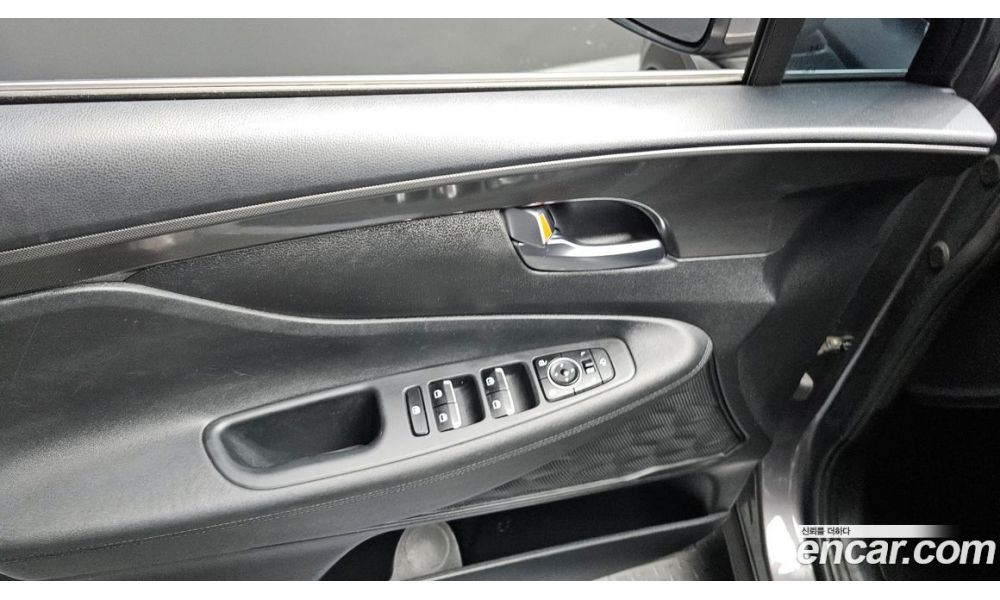 274698