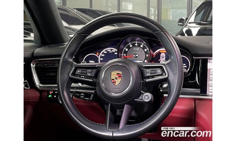 756898