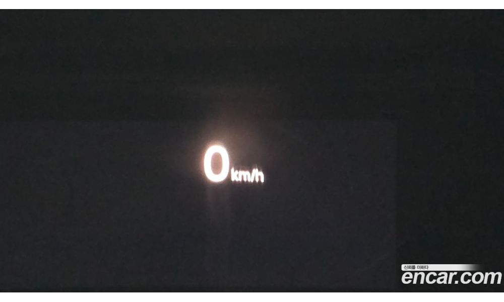 652895