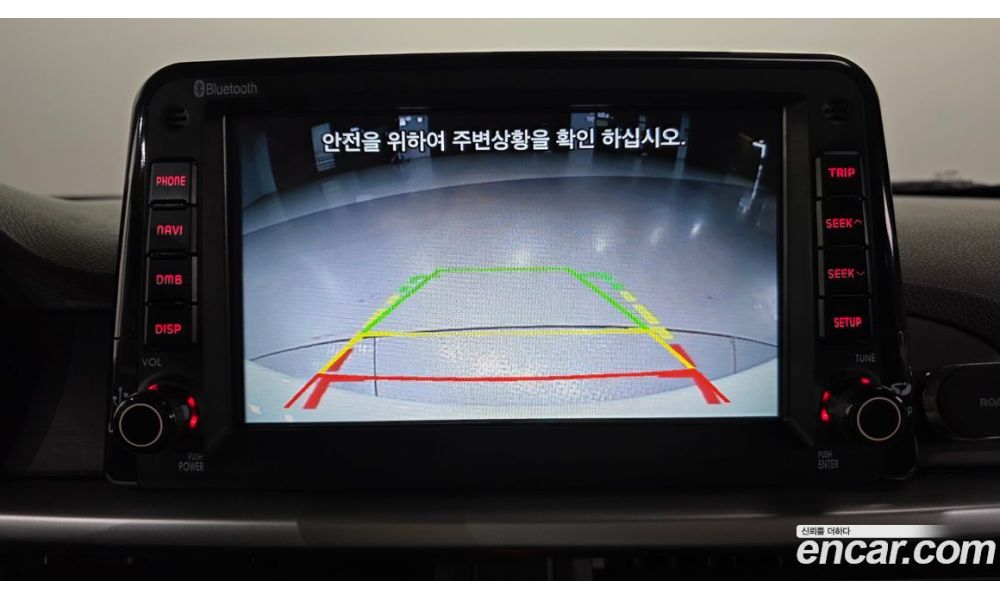 351369