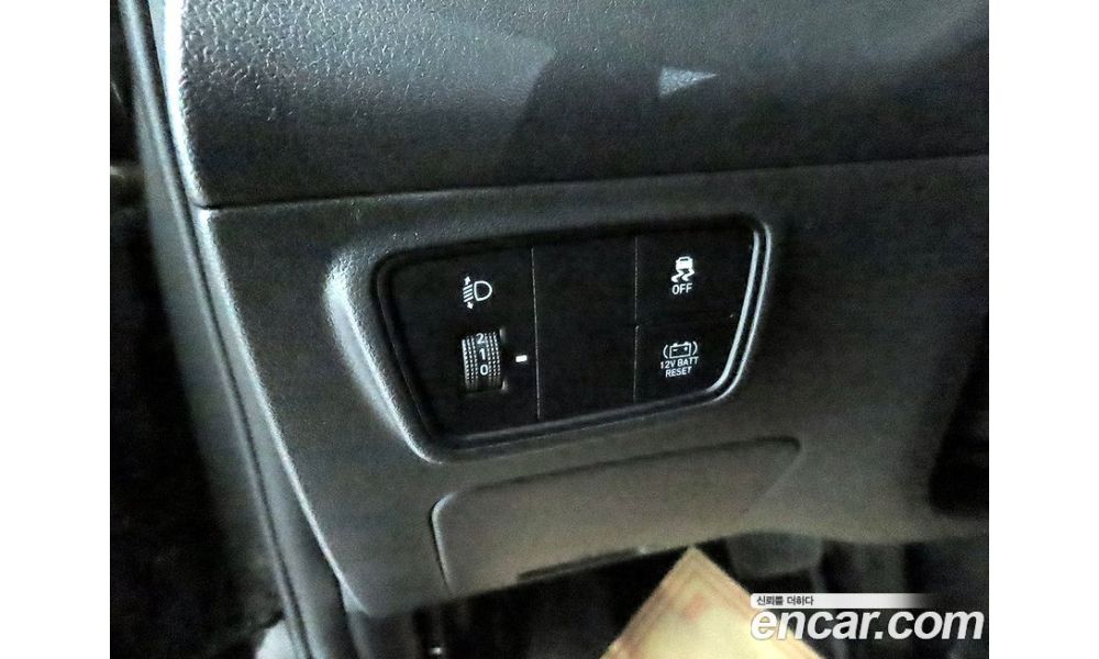 867553