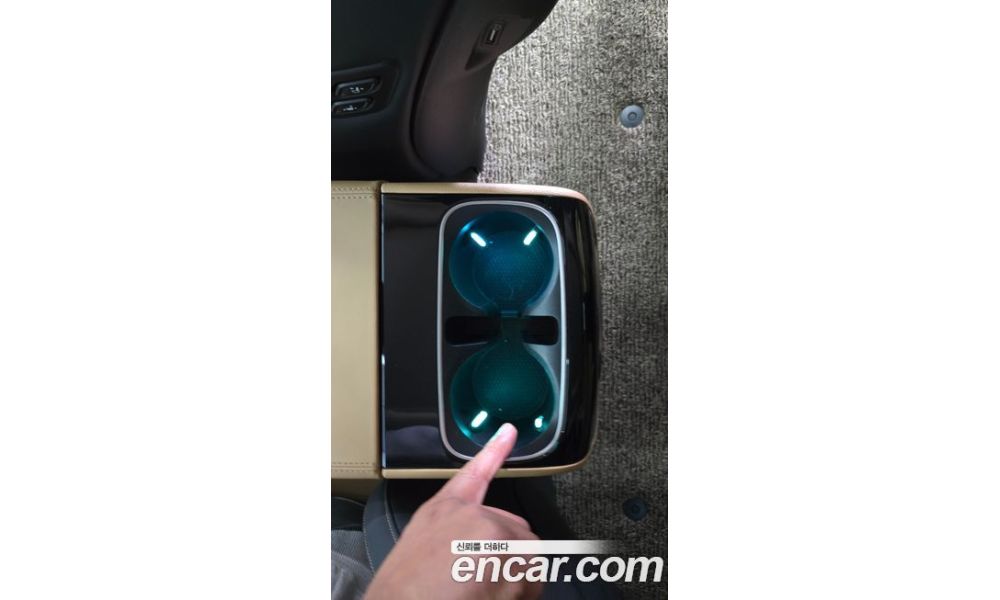 441807