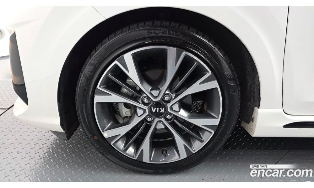 381129