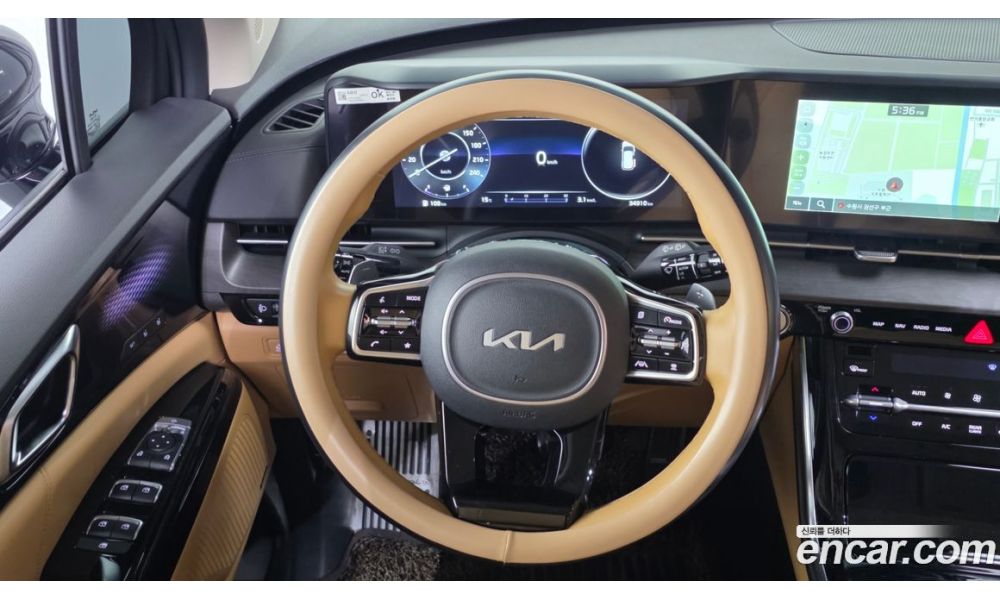463657