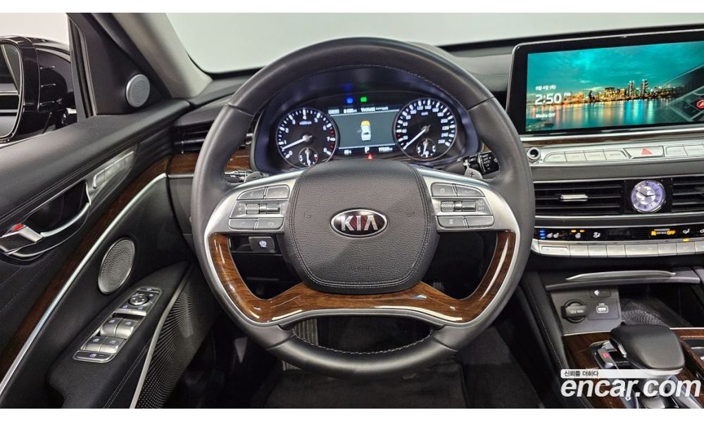 866078