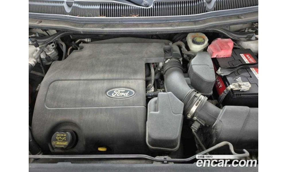 66885