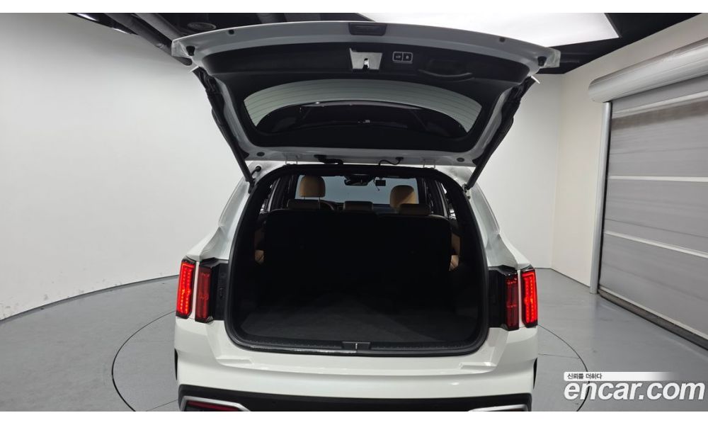 606977