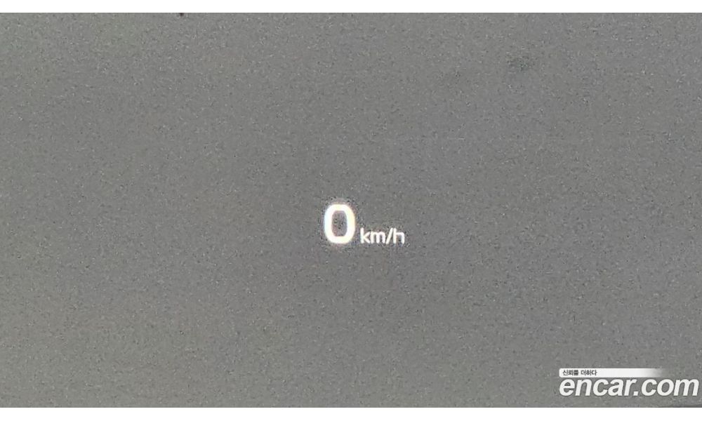 121739