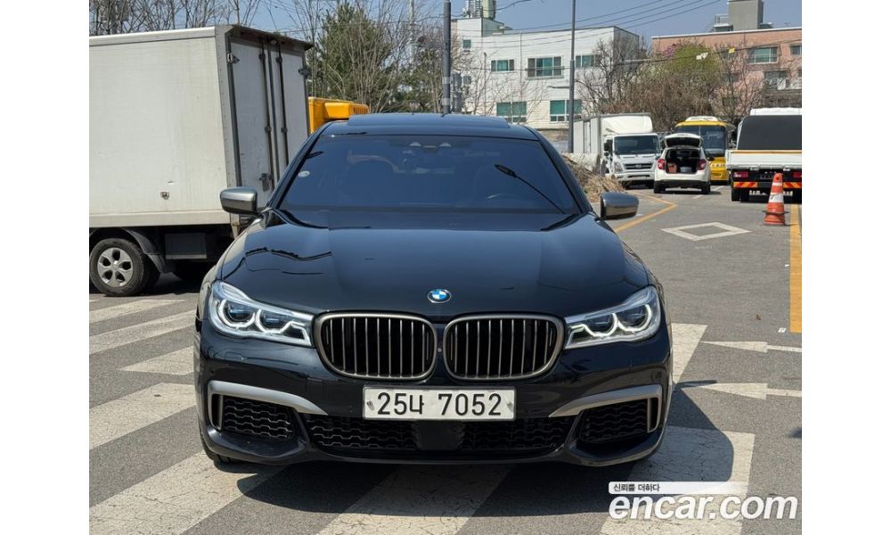 868182