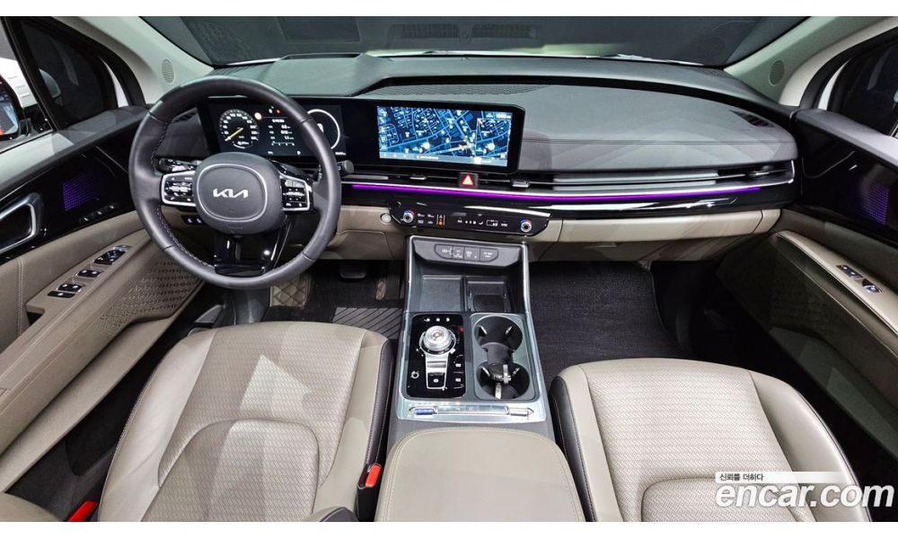 437823