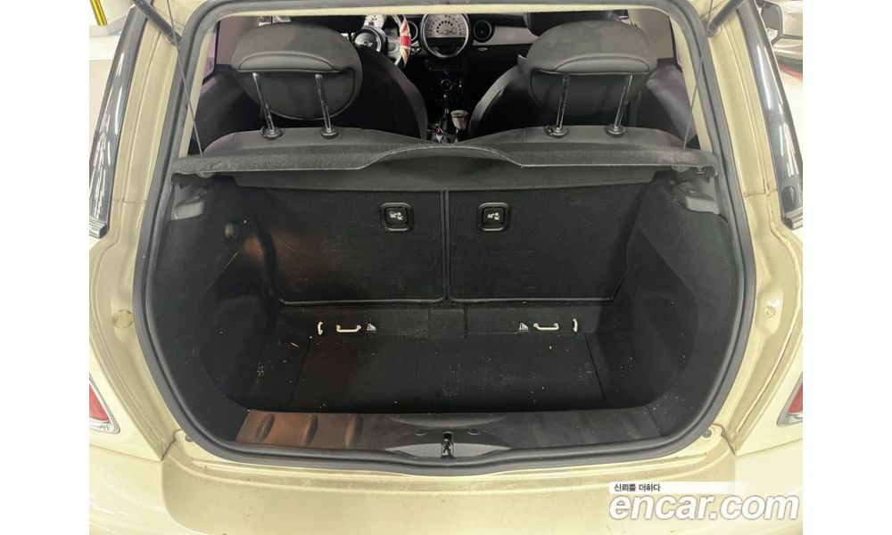 570293