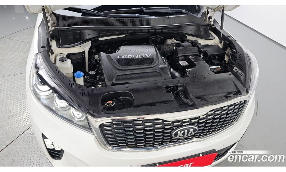 873813
