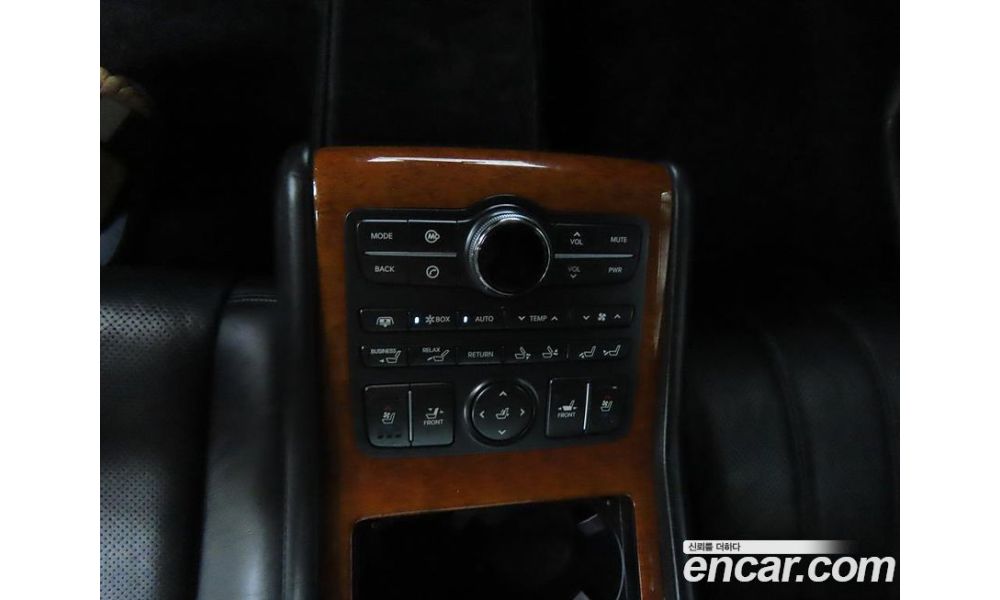 648133