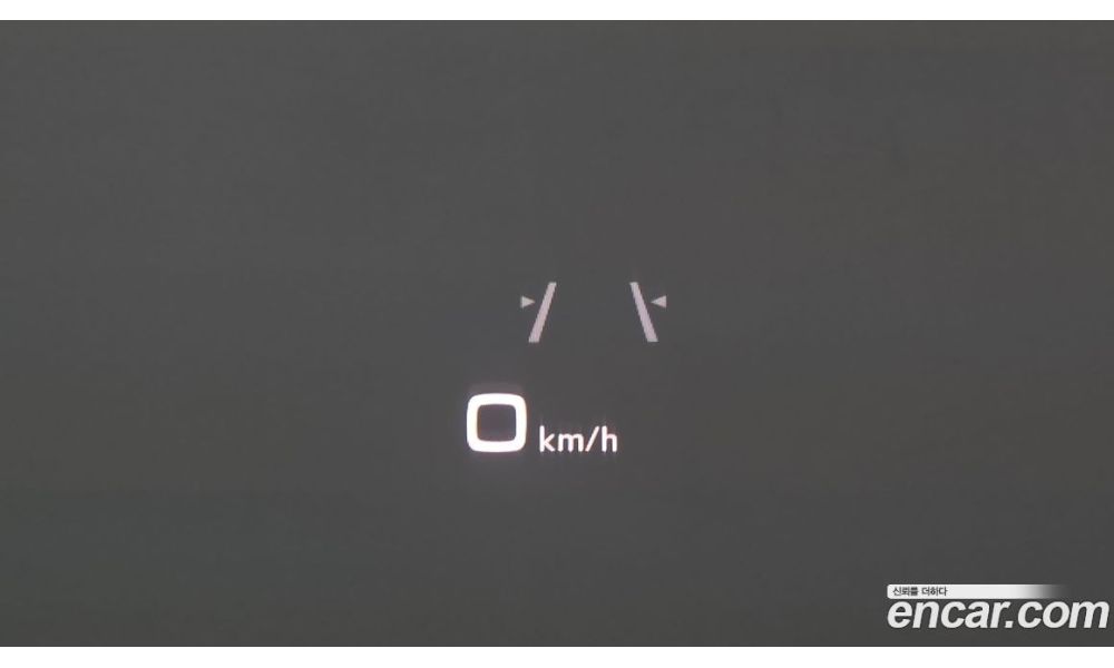 573546