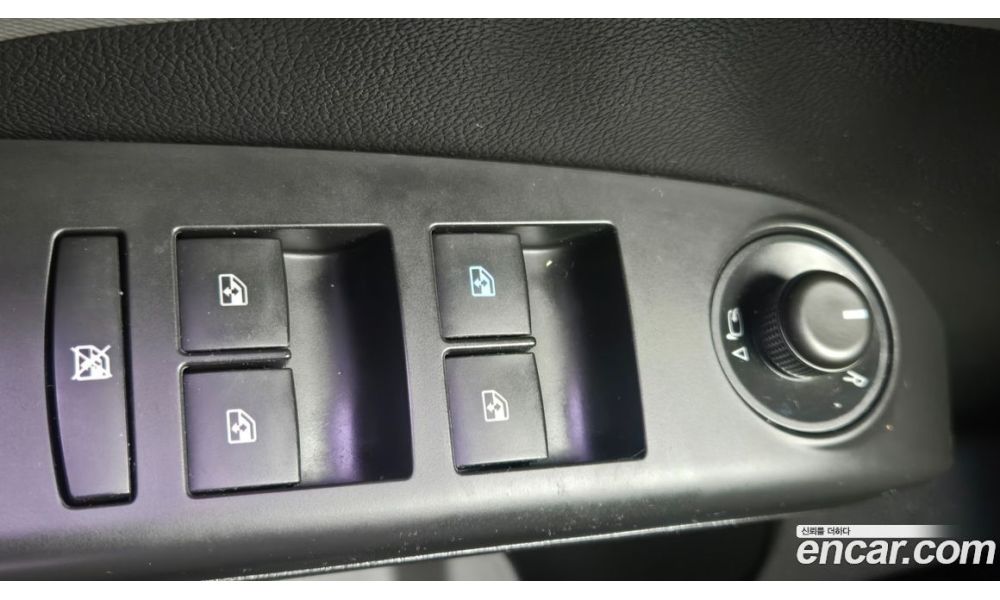 37199