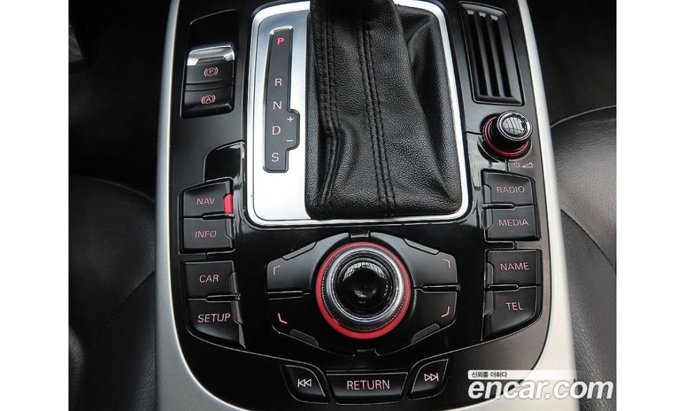 411942