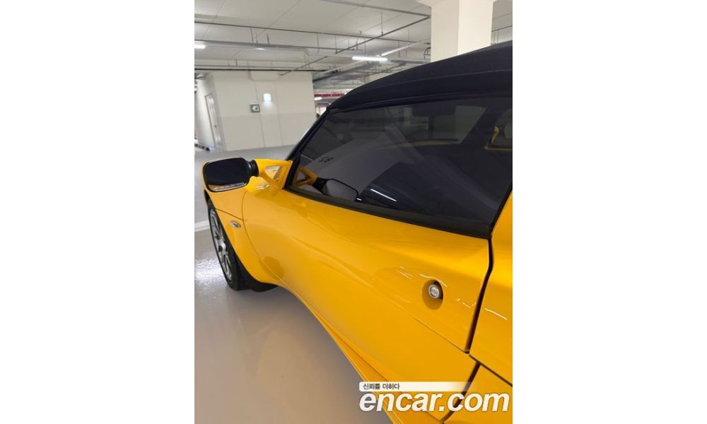 978163