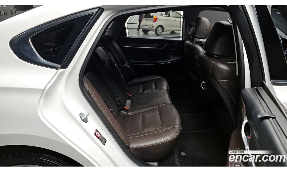 590492
