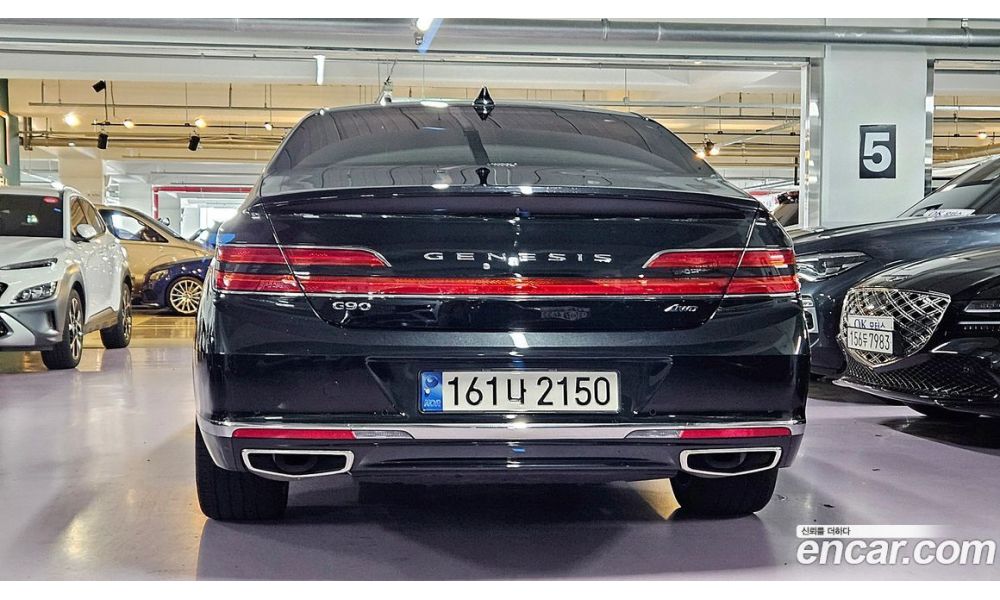 394823