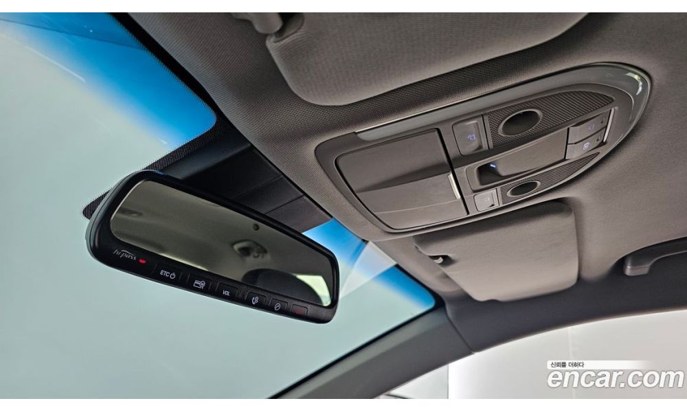 36870