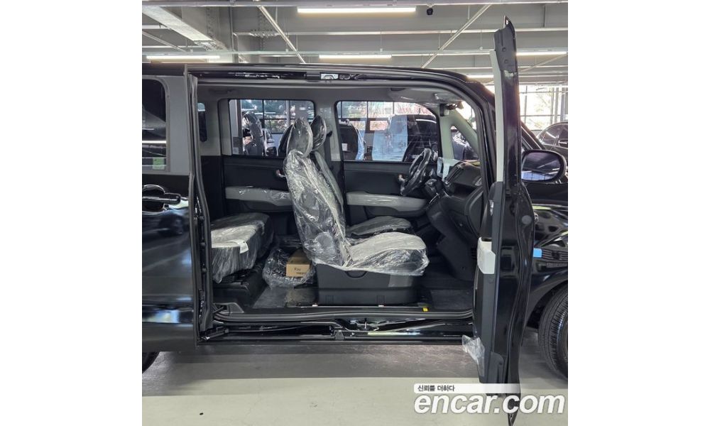 562742