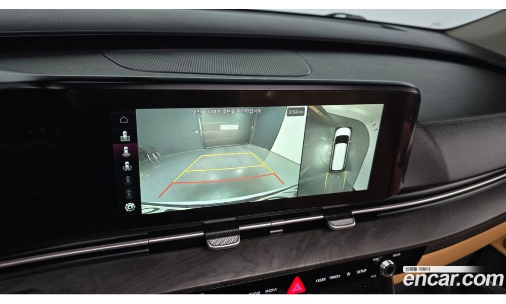38131