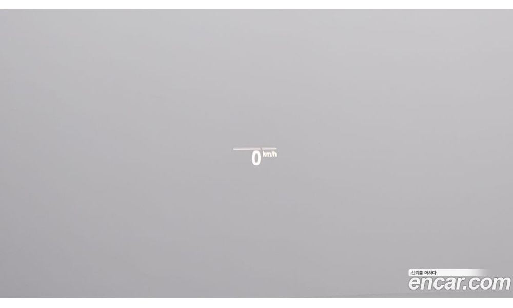 743427