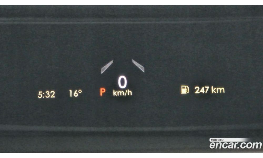 270025