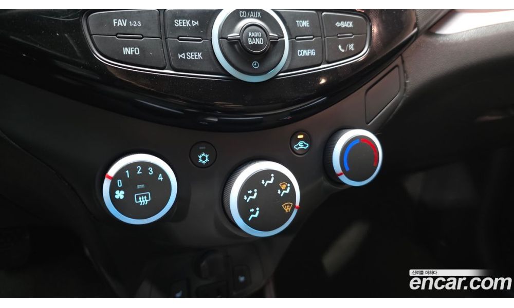 700694