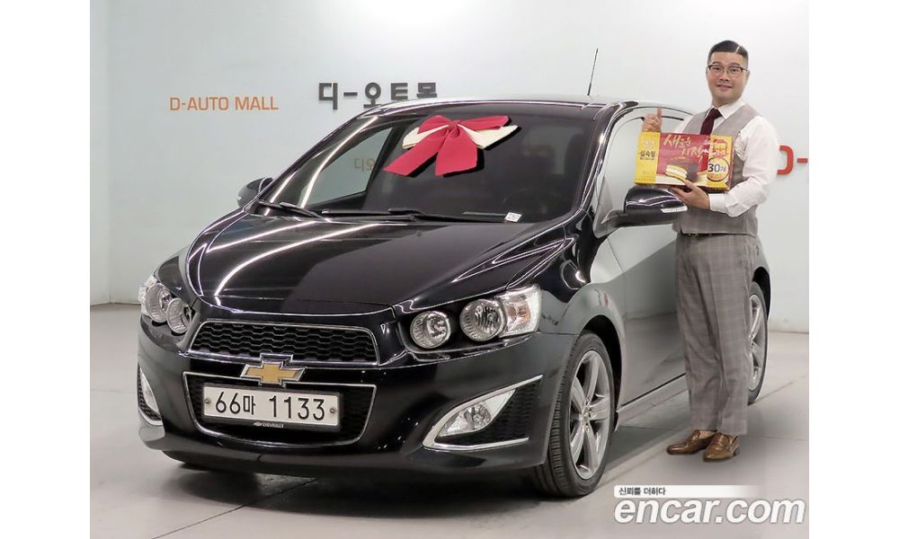 889641
