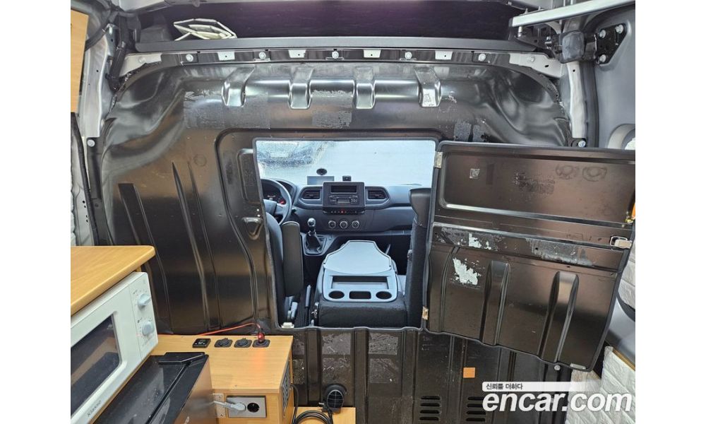 219122