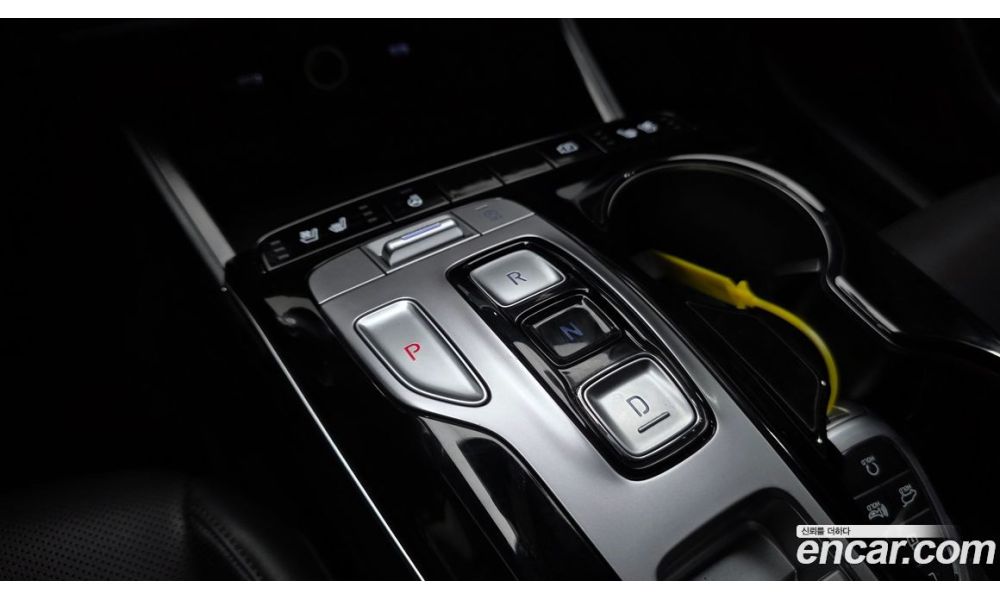 69993