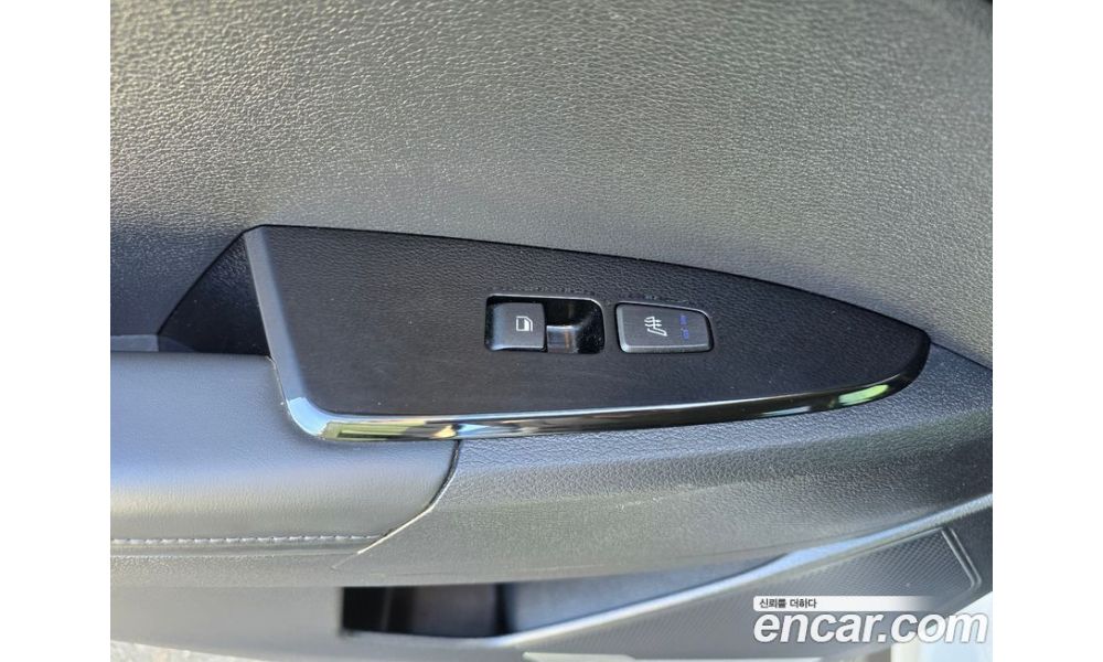 424900