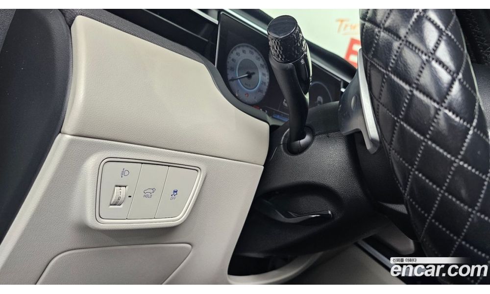 647931